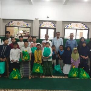 Berbagai Yatim-Piatu & Dhuafa
